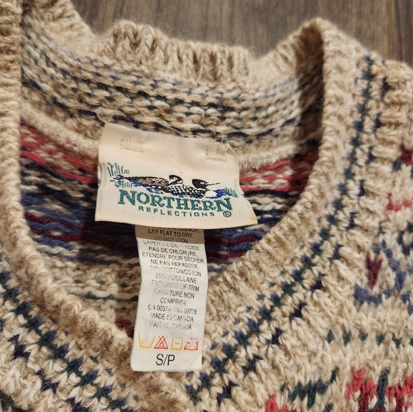 Northern Reflections Multicolor Patterned Sweater - Picture 3 of 4